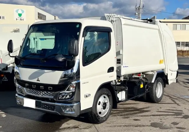 三菱 キャンター 2RG-FEAV0の写真2