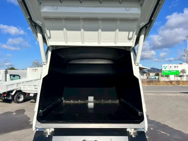 三菱 キャンター 2RG-FEAV0の写真22