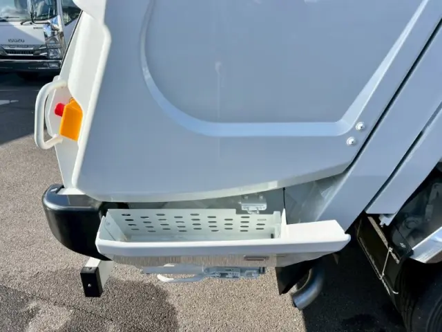 三菱 キャンター 2RG-FEAV0の写真30