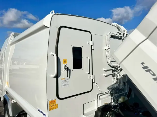 三菱 キャンター 2RG-FEAV0の写真33