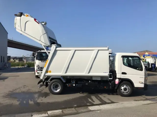 三菱 キャンター 2PG-FEB90の写真6