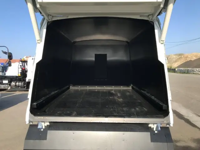 三菱 キャンター 2PG-FEB90の写真23