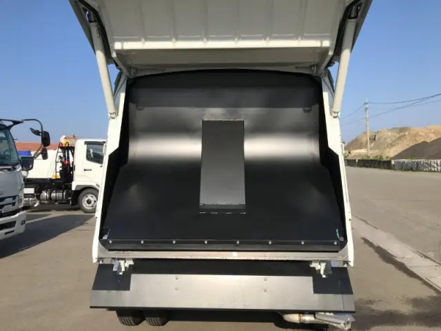 三菱 キャンター 2PG-FEB90の写真24