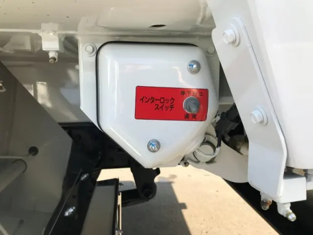 三菱 キャンター 2PG-FEB90の写真30