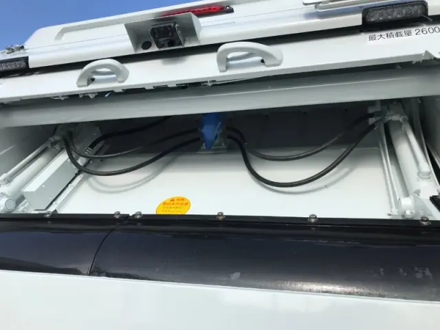 三菱 キャンター 2PG-FEB90の写真36