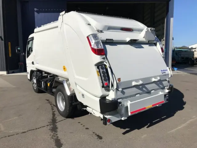 三菱 キャンター 2RG-FEAV0の写真3