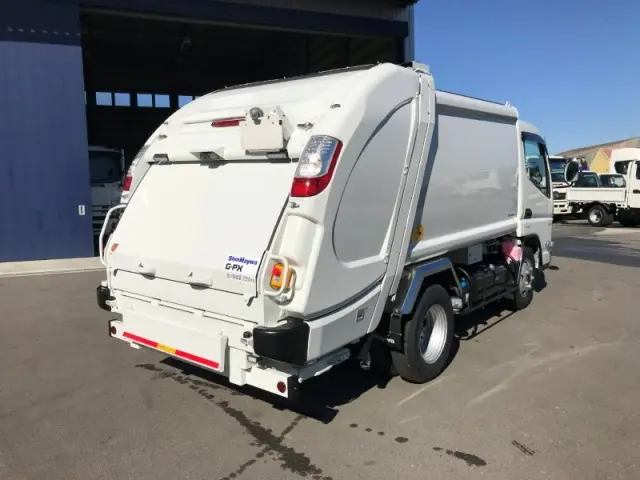 三菱 キャンター 2RG-FEAV0の写真4