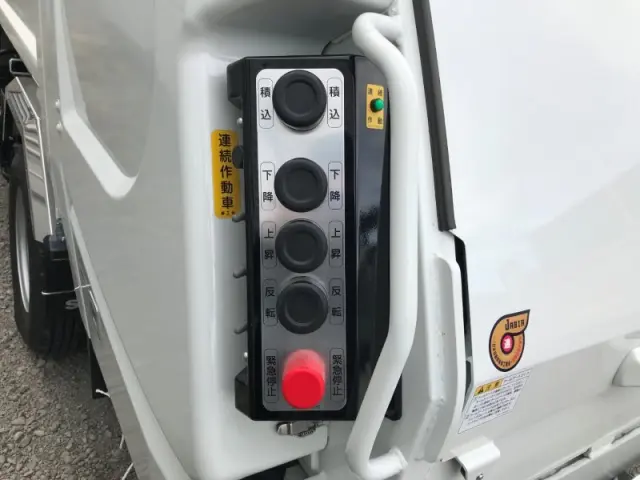 三菱 キャンター 2RG-FEAV0の写真33