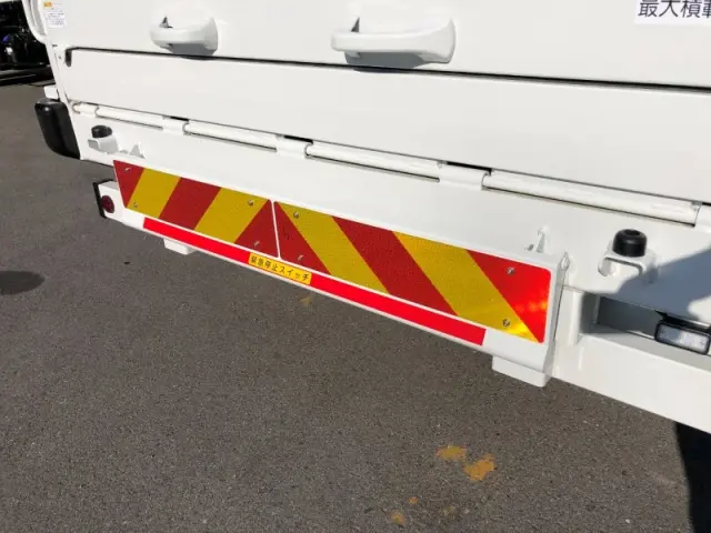 三菱 キャンター 2PG-FEB90の写真48