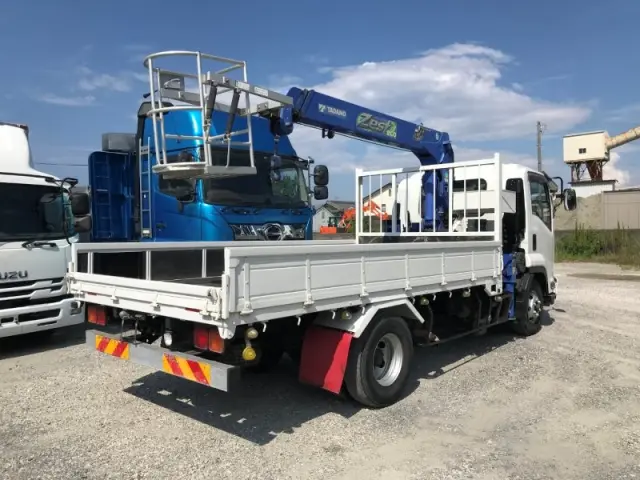 いすゞ フォワード TKG-FRR90S2の写真4