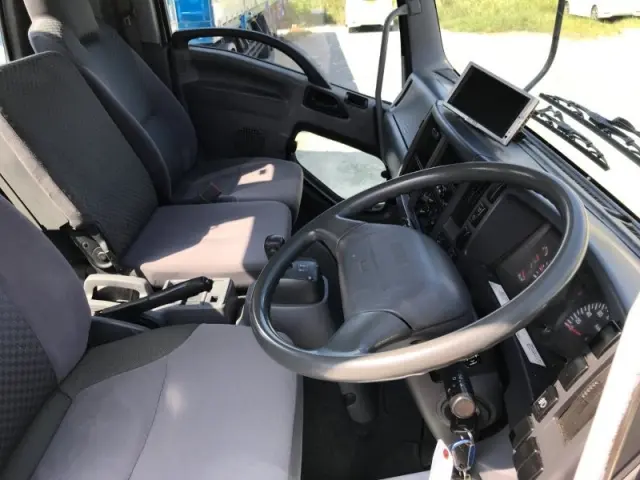 いすゞ フォワード TKG-FRR90S2の写真6