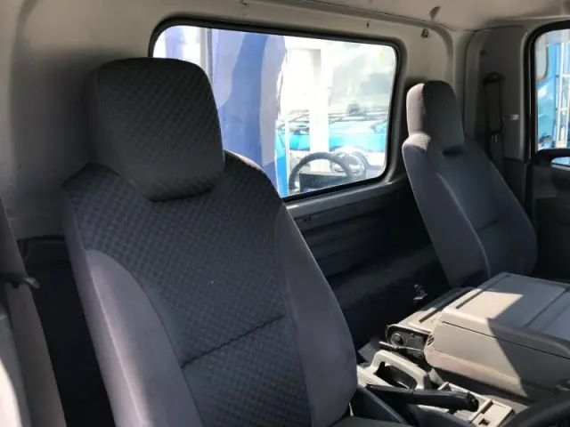 いすゞ フォワード TKG-FRR90S2の写真9