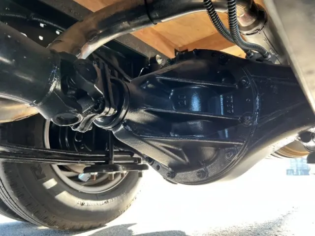 三菱 キャンター 2RG-FBA20(2WD)の写真20