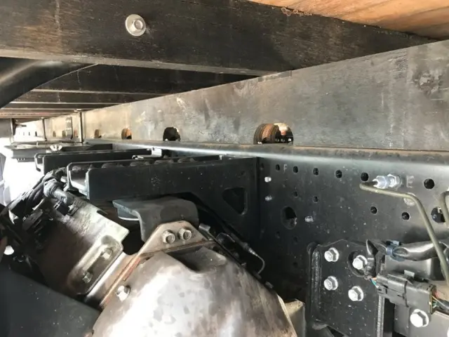 いすゞ フォワード 2PG-FRR90S2の写真15