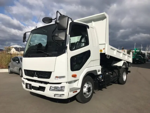 三菱 ファイター 2KG-FK62Fの写真2