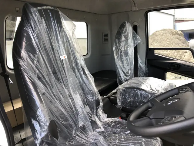 三菱 ファイター 2KG-FK62F(2WD)の写真8