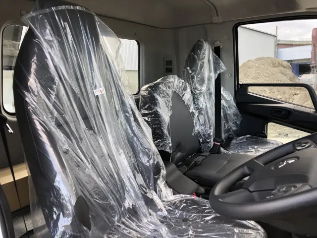 三菱 ファイター 2KG-FK62F(2WD)の写真9