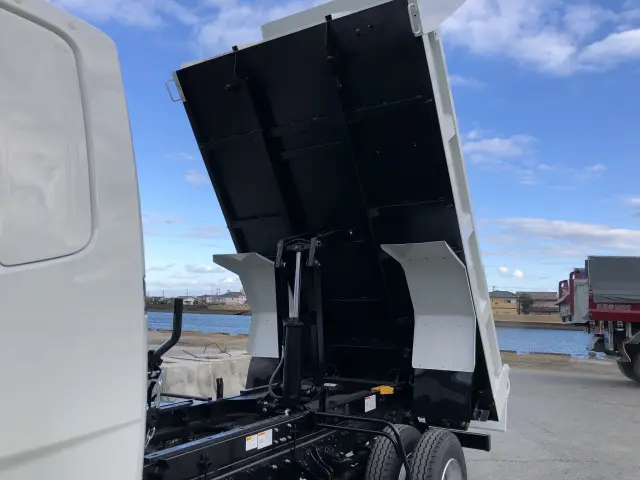 三菱 ファイター 2KG-FK62F(2WD)の写真32