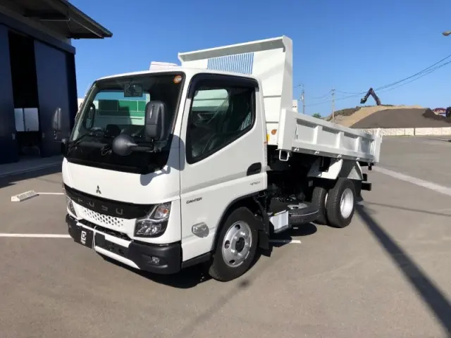 三菱 キャンター 2RG-FBA60の写真2