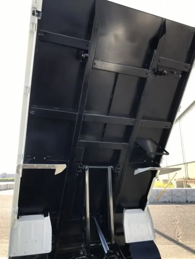 三菱 キャンター 2RG-FBA60の写真32