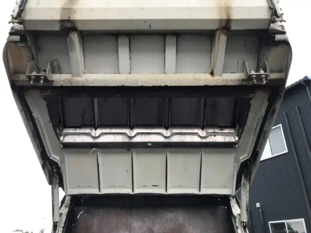 いすゞ エルフ PDG-NPR75Nの写真21