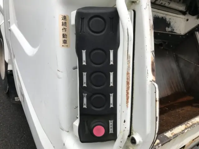 いすゞ エルフ PDG-NPR75Nの写真24