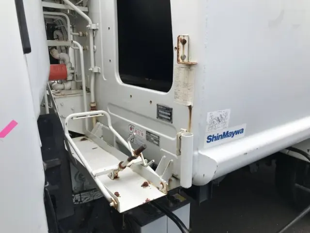 いすゞ エルフ PDG-NPR75Nの写真30