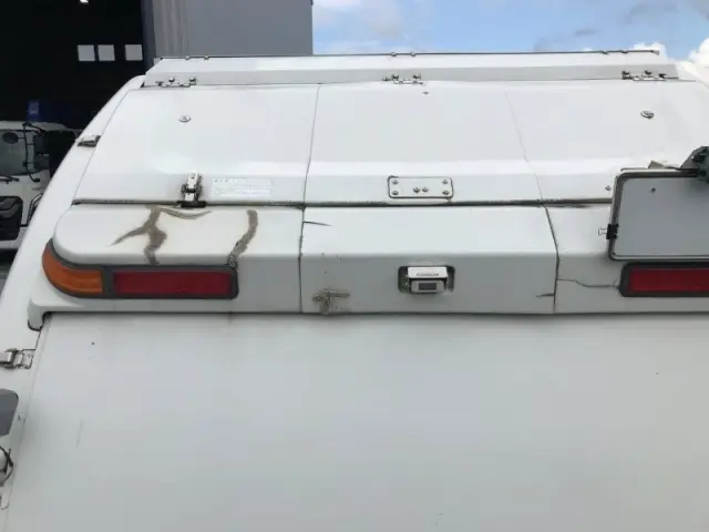 いすゞ エルフ PDG-NPR75Nの写真34