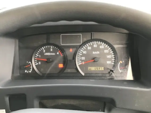 いすゞ エルフ TKG-NMR85AN(2WD)の写真8