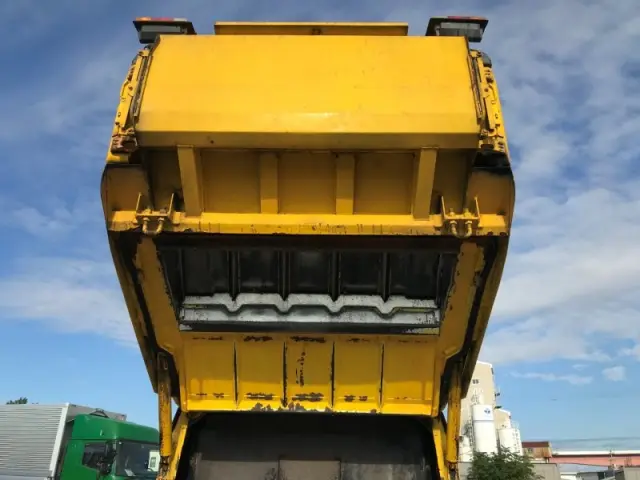 いすゞ エルフ TKG-NMR85AN(2WD)の写真23