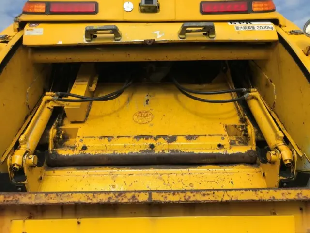 いすゞ エルフ TKG-NMR85AN(2WD)の写真25