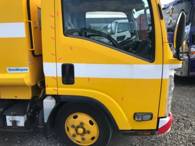 いすゞ エルフ TKG-NMR85AN(2WD)の写真28