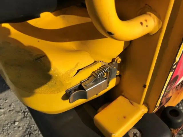 いすゞ エルフ TKG-NMR85AN(2WD)の写真42