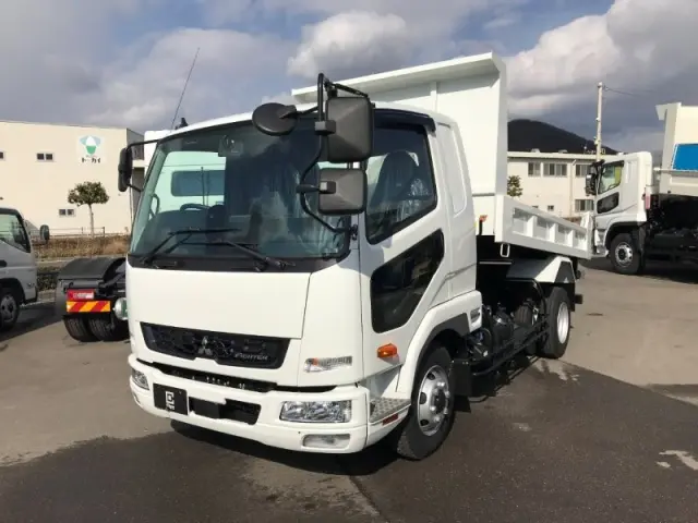 三菱 ファイター 2KG-FK62F(2WD)の写真1