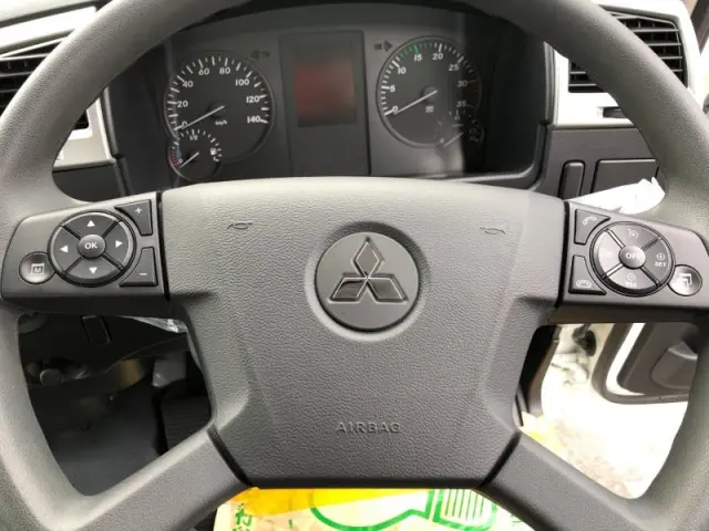 三菱 ファイター 2KG-FK62F(2WD)の写真12