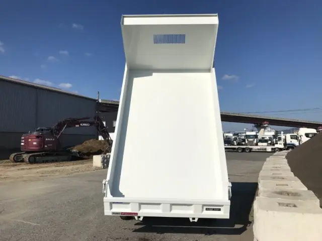 三菱 ファイター 2KG-FK62F(2WD)の写真6