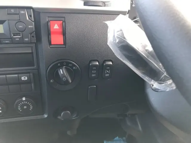 三菱 ファイター 2KG-FK62F(2WD)の写真13