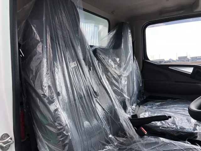 三菱 キャンター 2RG-FBA60(2WD)の写真7