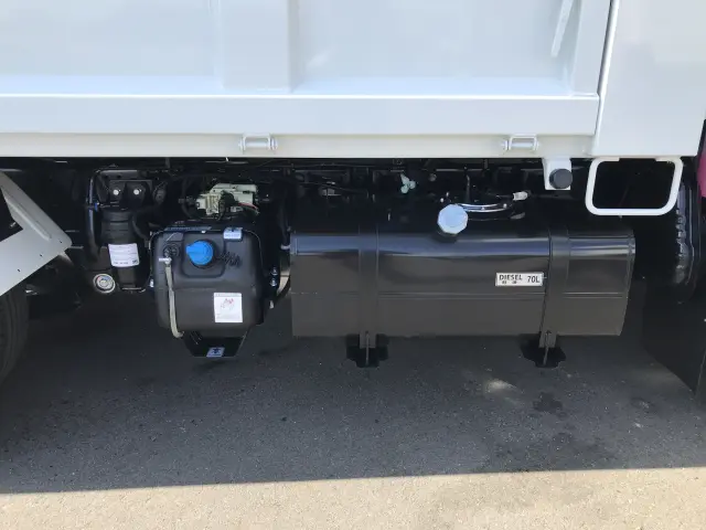 三菱 キャンター 2RG-FBA60(2WD)の写真28