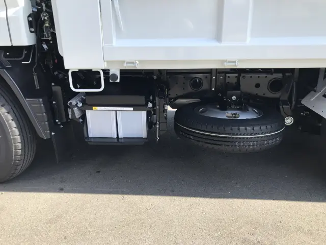 三菱 キャンター 2RG-FBA60(2WD)の写真29