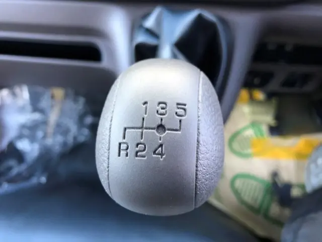 三菱 キャンター 2RG-FBA60の写真9