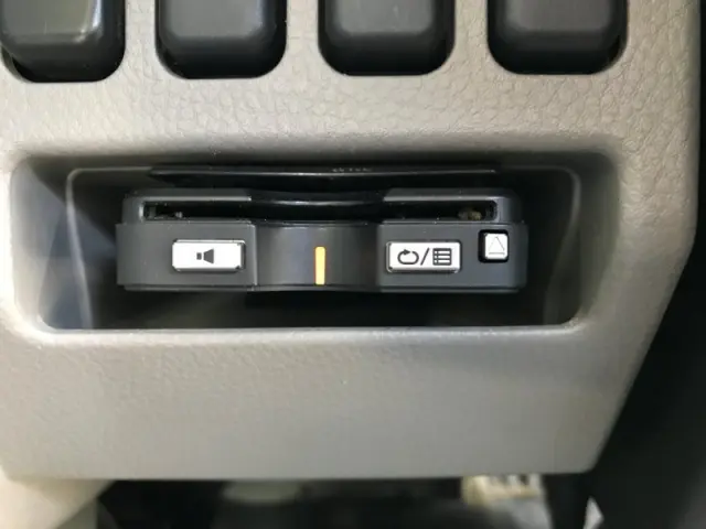 三菱 キャンター 2RG-FBA20(2WD)の写真10
