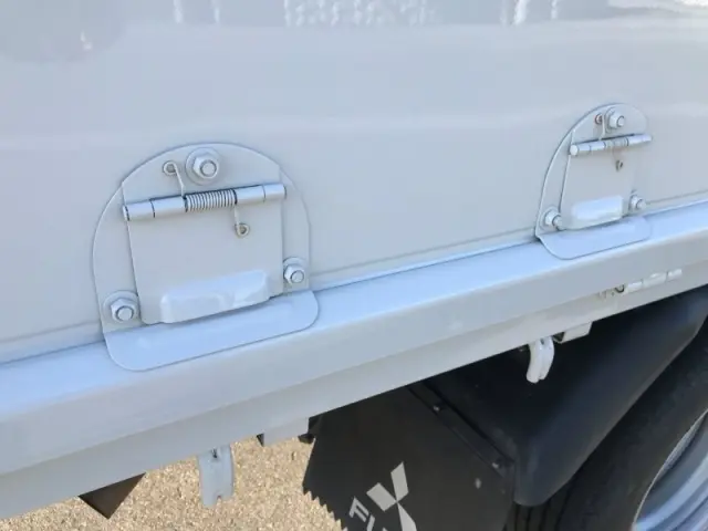 三菱 キャンター 2RG-FBA20(2WD)の写真30