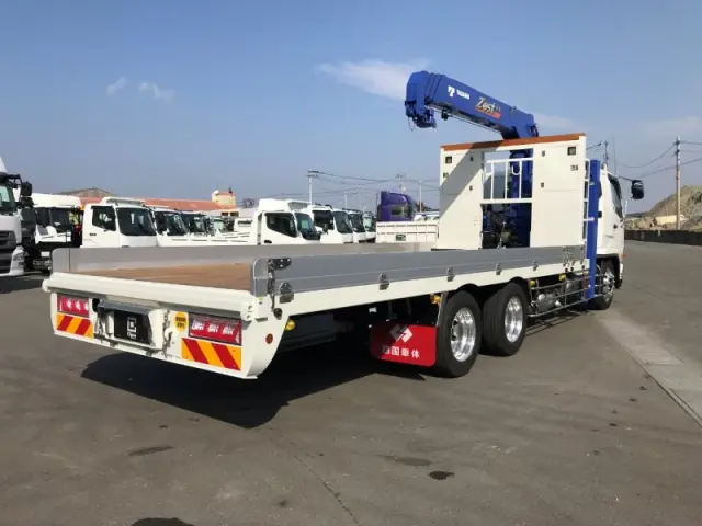 三菱 ファイター 2DG-FQ62F(6x4)の写真4