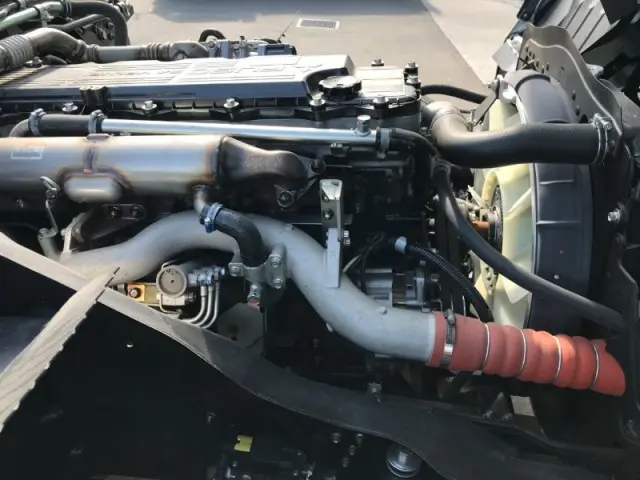 三菱 ファイター 2DG-FQ62F(6x4)の写真17