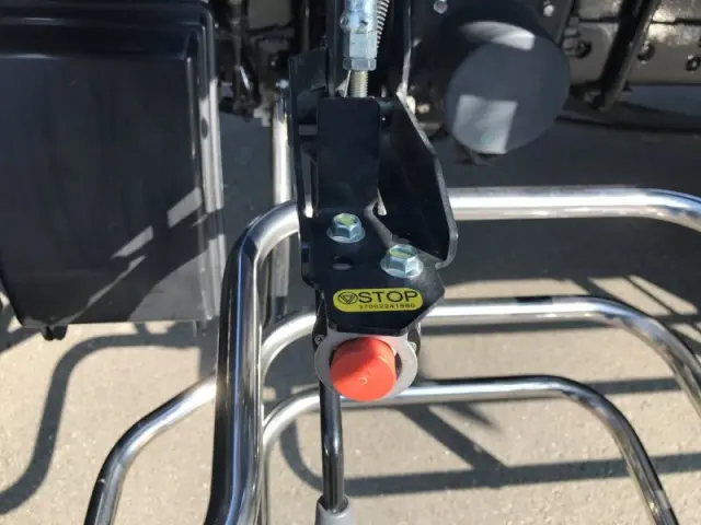 三菱 ファイター 2DG-FQ62F(6x4)の写真32