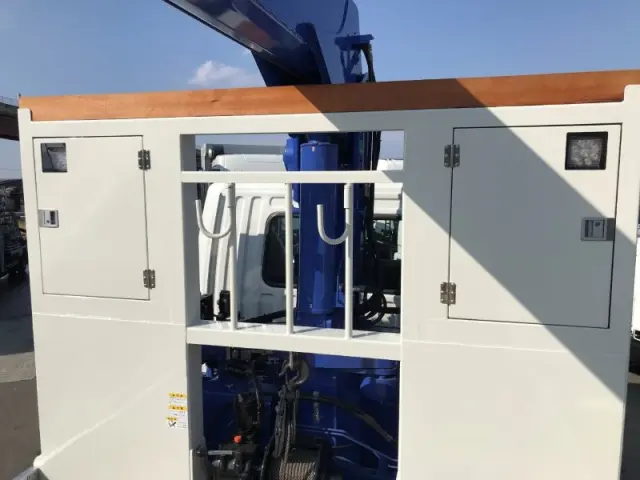 三菱 ファイター 2DG-FQ62F(6x4)の写真34