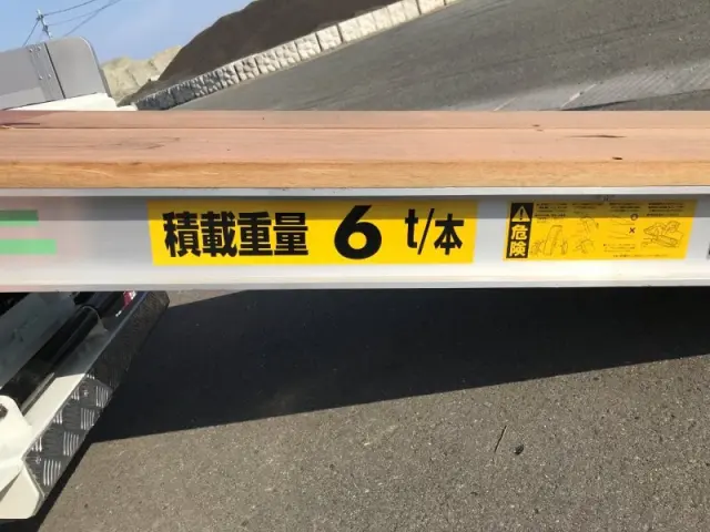 三菱 ファイター 2DG-FQ62F(6x4)の写真38