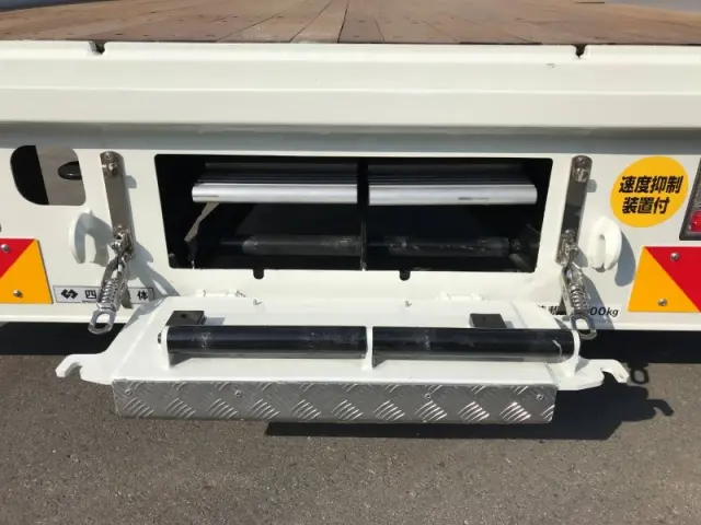 三菱 ファイター 2DG-FQ62F(6x4)の写真39