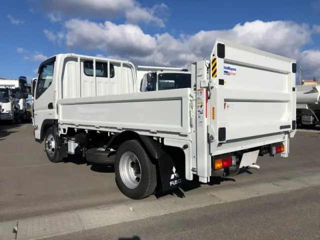 三菱 キャンター 2RG-FBA20の写真3